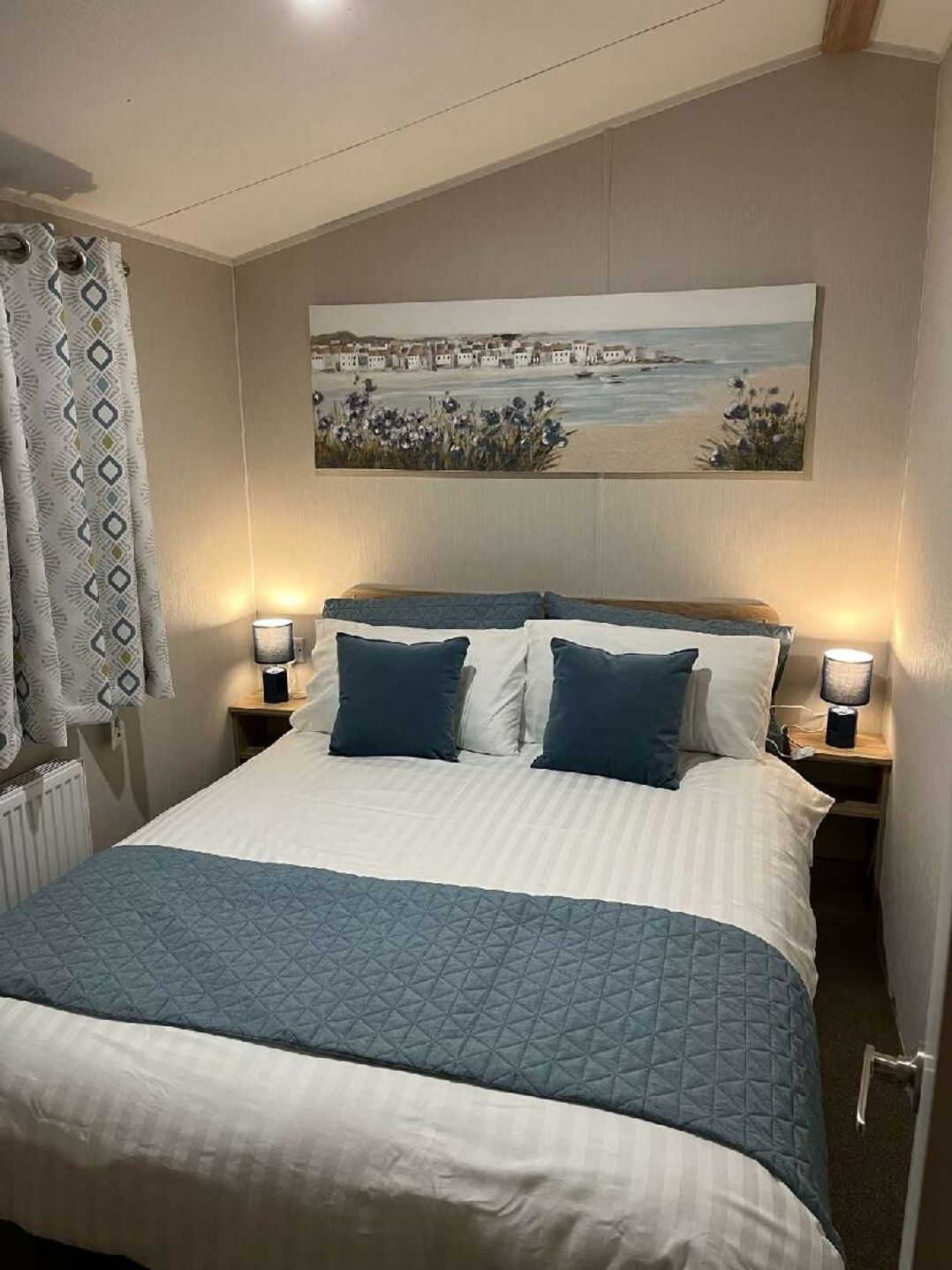 Trecco Bay - Holiday Accommodation 22112