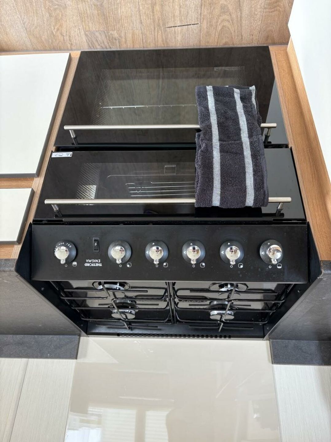 Golden Palm Resort - Holiday Accommodation 22120