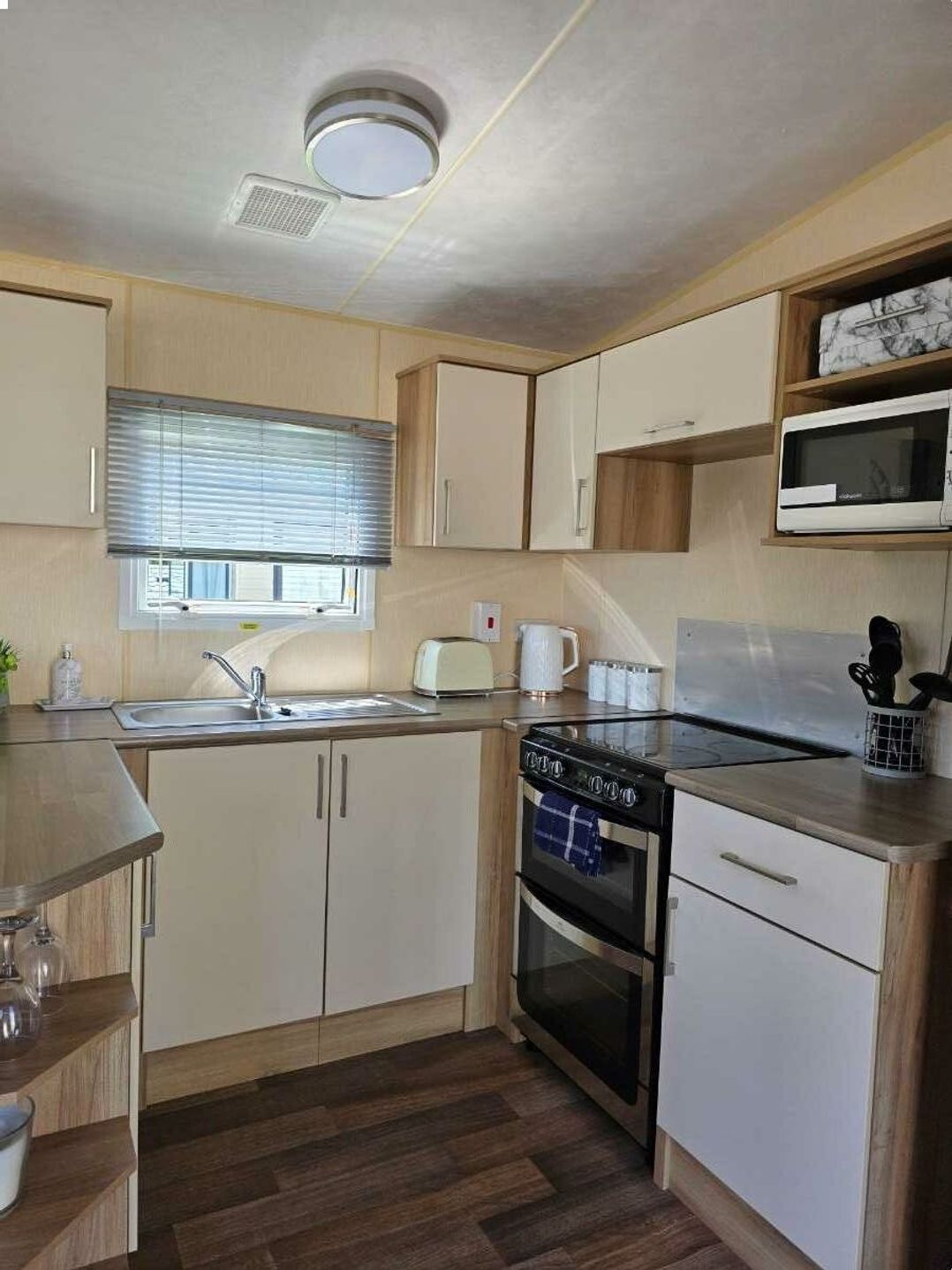 Hoburne Devon Bay - Holiday Accommodation 22134