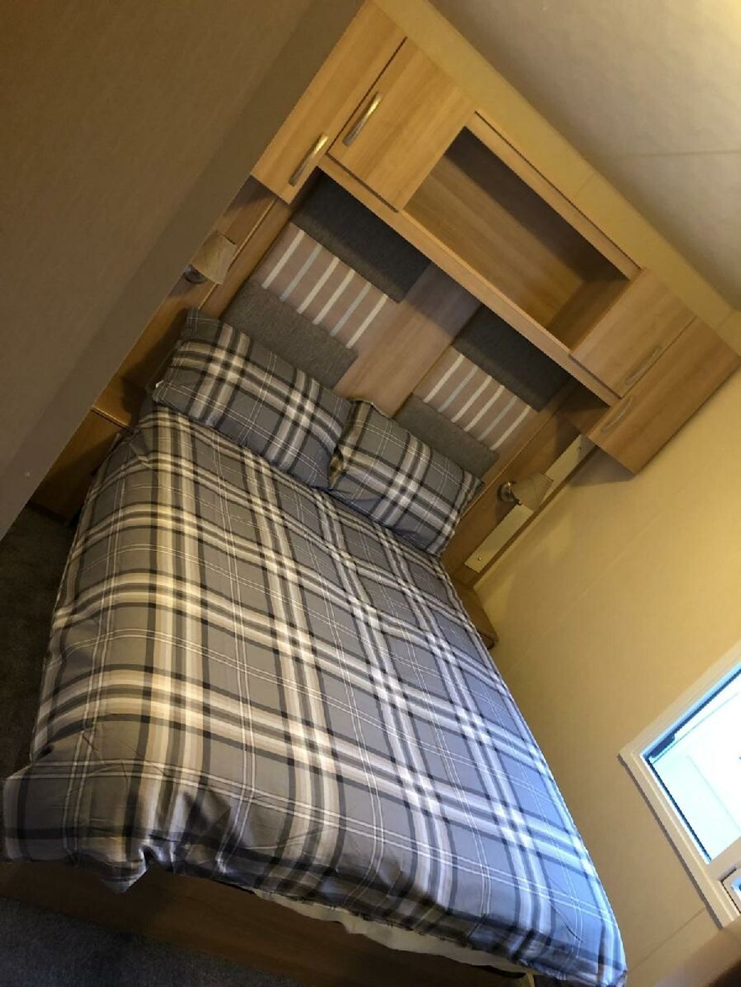 Trecco Bay - Holiday Accommodation 22141