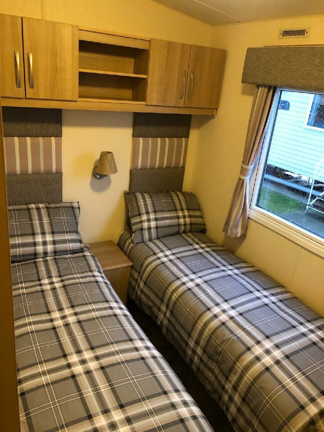 Trecco Bay - Holiday Accommodation 22141