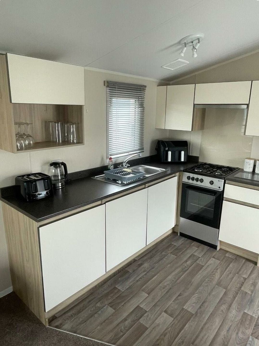 Golden Gate Holiday Centre - Holiday Accommodation 22147