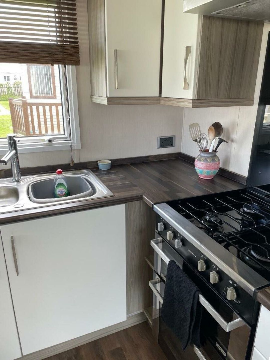 Surf Bay Holiday Park - Holiday Accommodation 22150