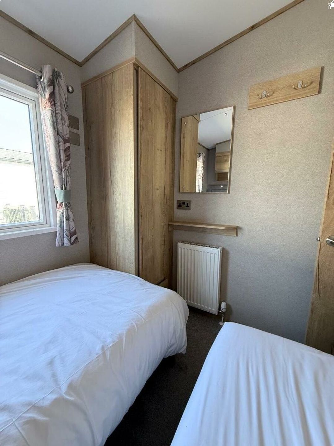 Rockley Park - Holiday Accommodation 22180