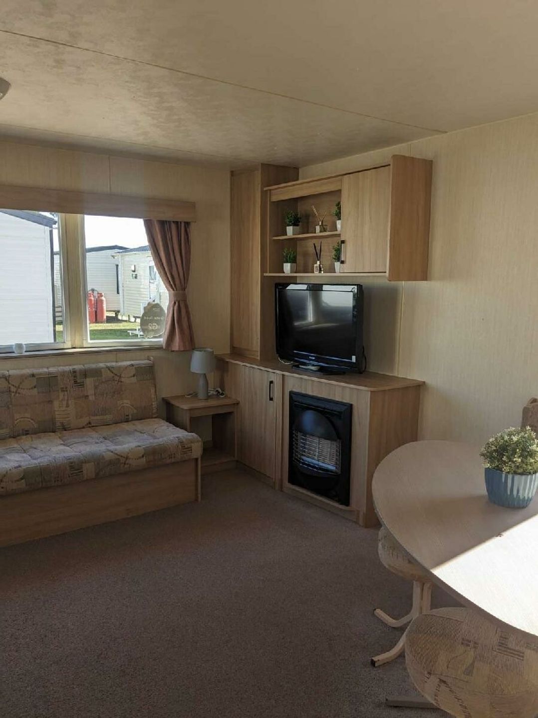 Hayling Island Holiday Park - Meadow Bay Villages - Holiday Accommodation 22187