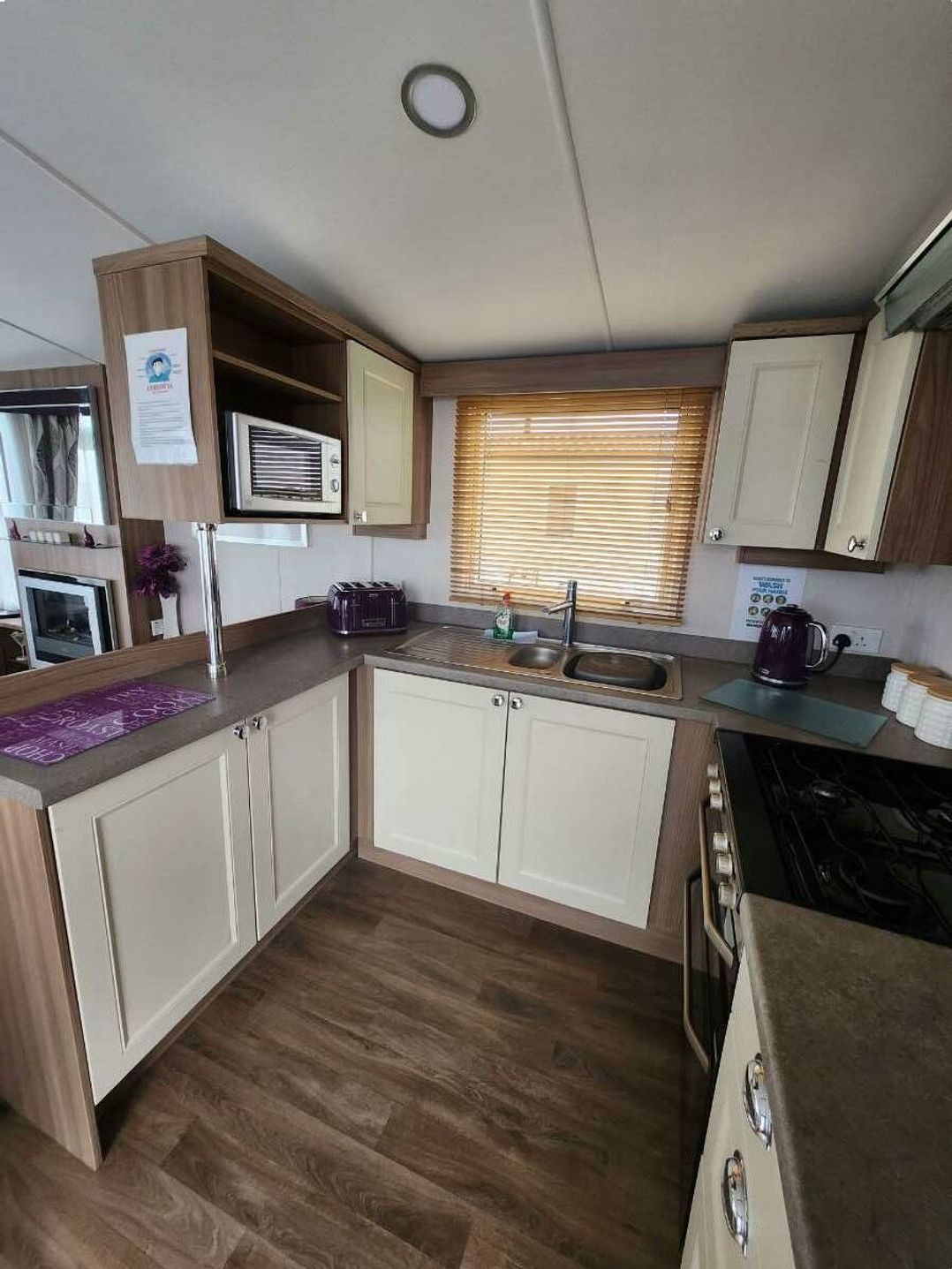 Kingfisher Caravan Park - Holiday Accommodation 22241