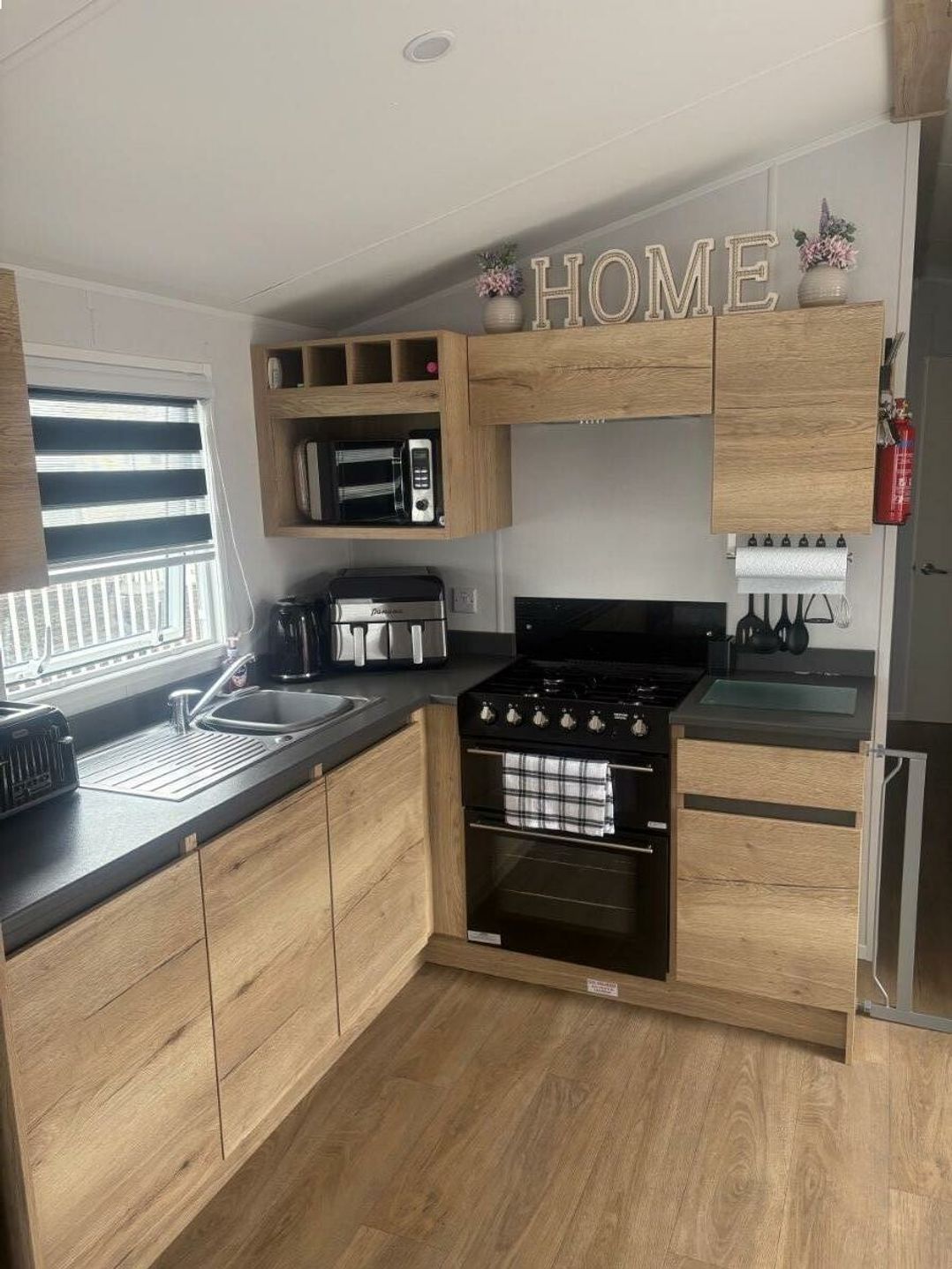 Pendine Sands - Holiday Accommodation 22265