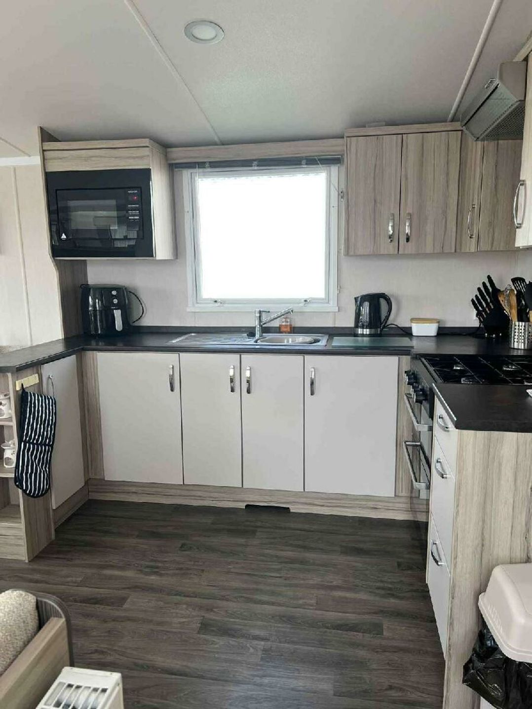 Looe Bay Holiday Park - Holiday Accommodation 22339