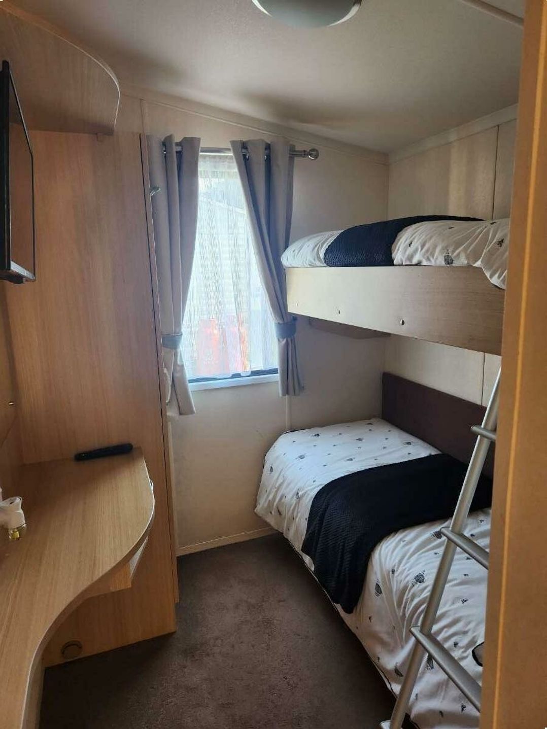 The Wolds Holiday Park - Holiday Accommodation 22354