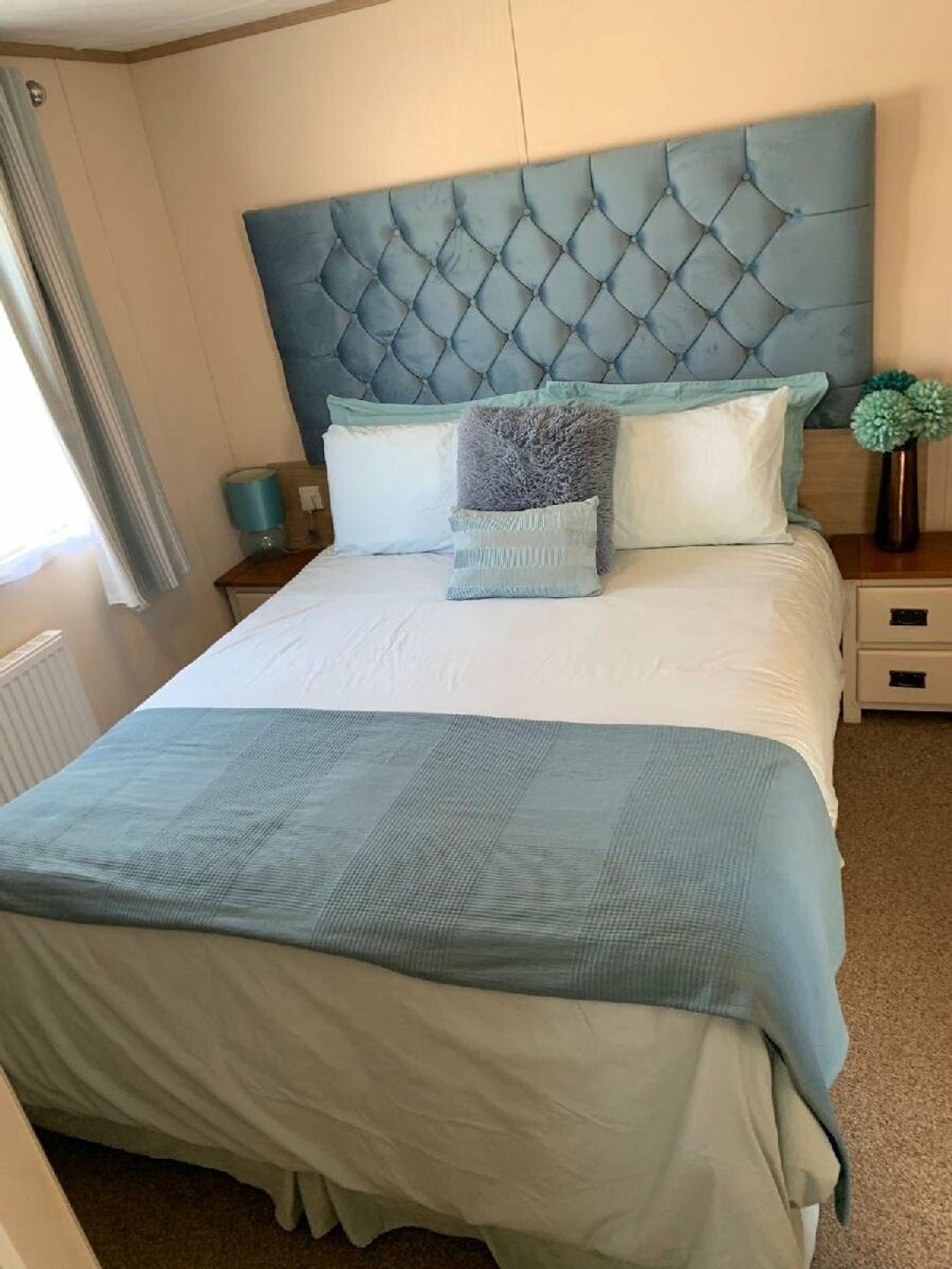 Hayling Island Holiday Park - Meadow Bay Villages - Holiday Accommodation 2399