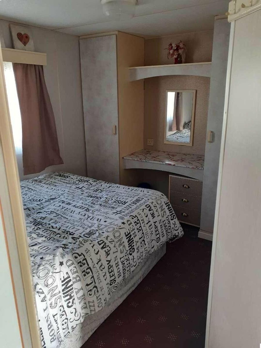 Edwards Leisure Park - Holiday Accommodation 2444