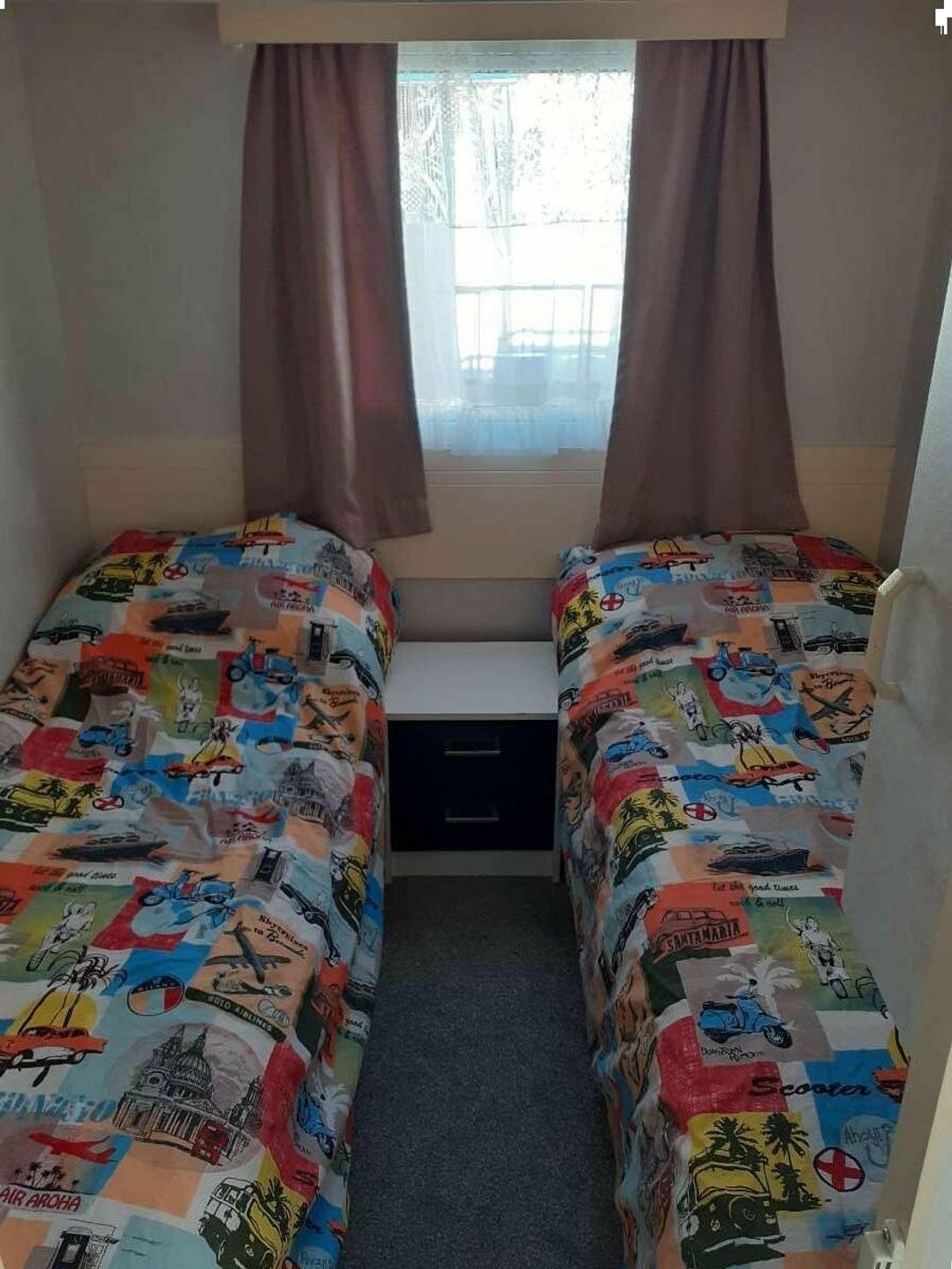 Edwards Leisure Park - Holiday Accommodation 2444