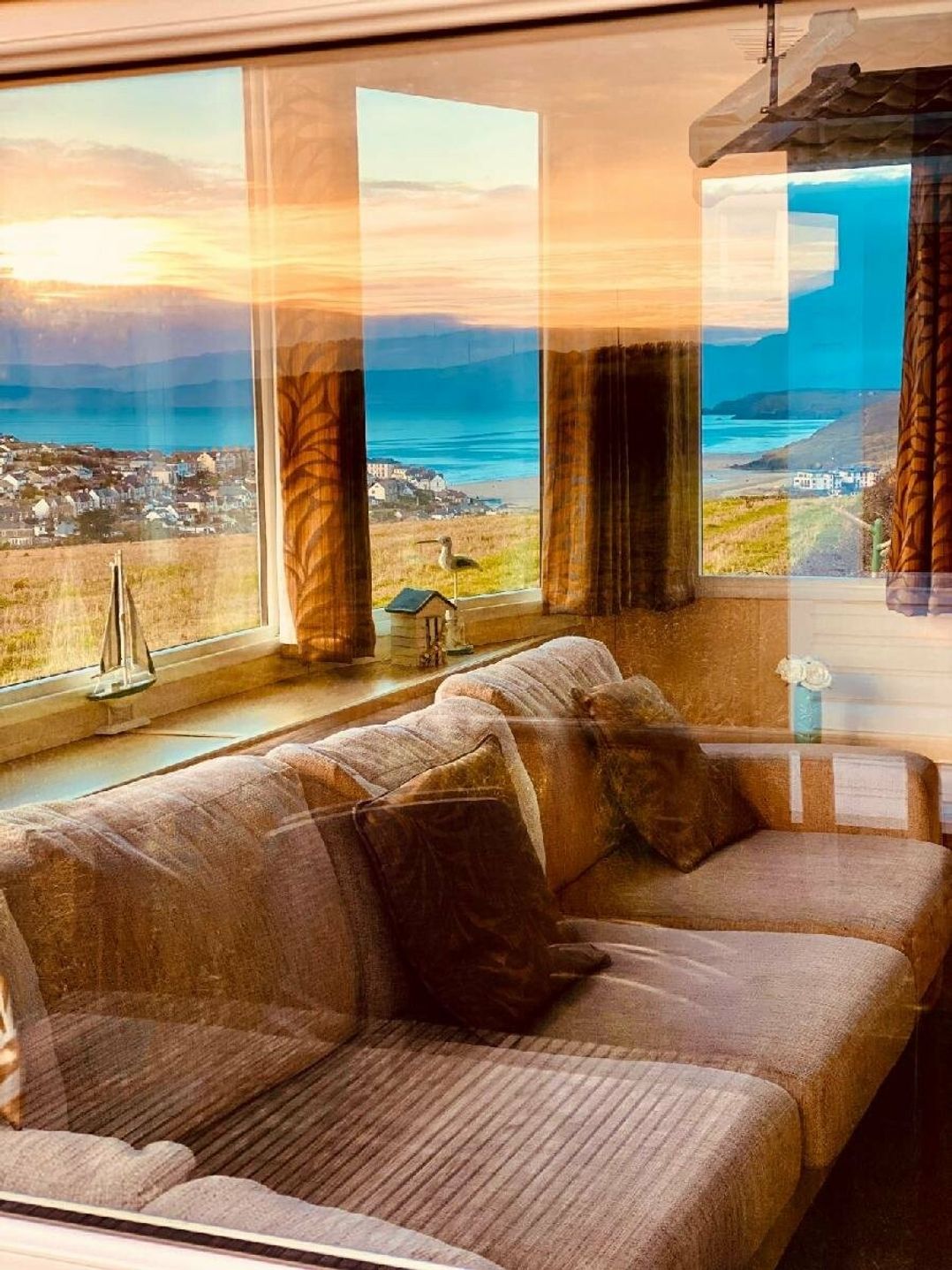 Liskey Hill Caravan Park - Holiday Accommodation 2663