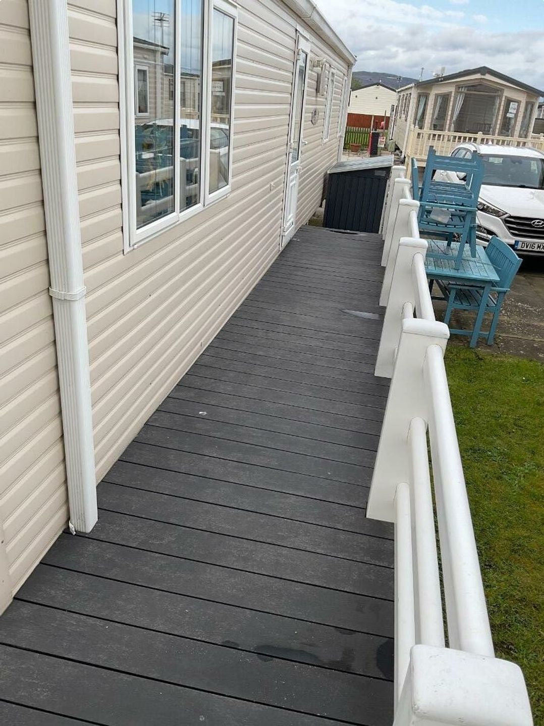 Golden Gate Holiday Centre - Holiday Accommodation 2837