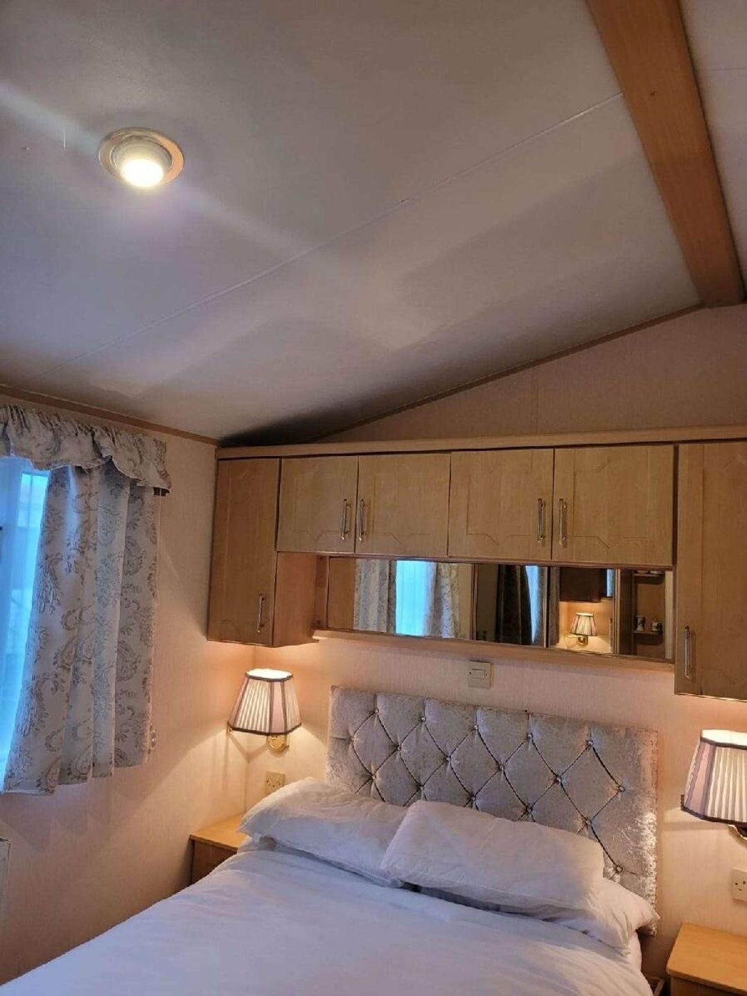 Coral Beach - Holiday Accommodation 3039