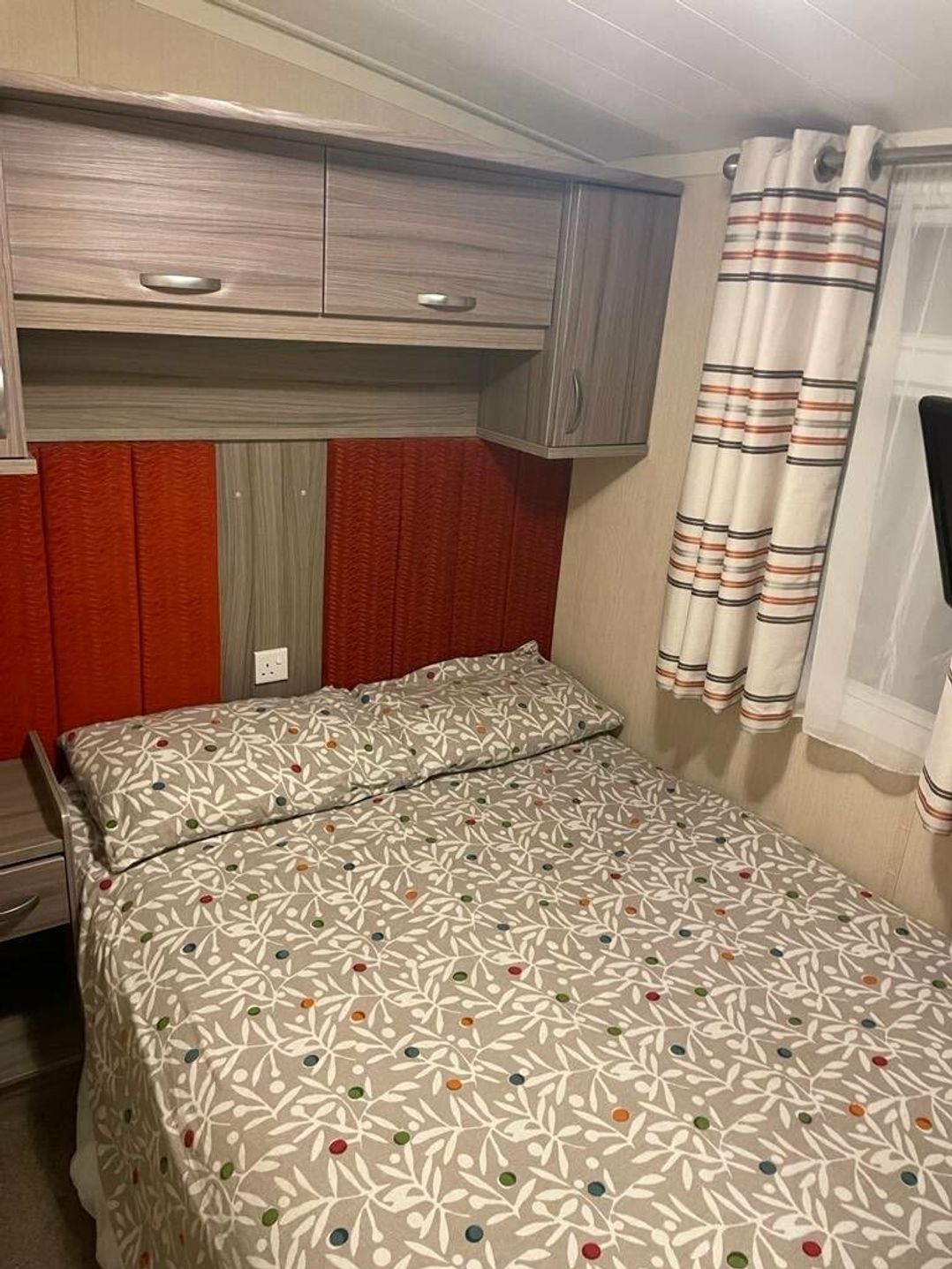 Hopton Holiday Village - Holiday Accommodation 3058