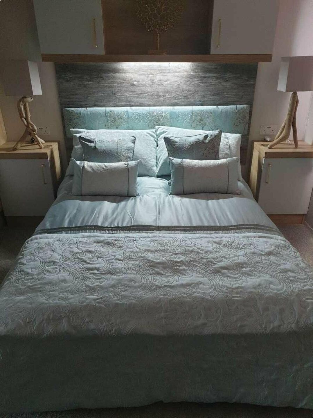 Trecco Bay - Holiday Accommodation 3644