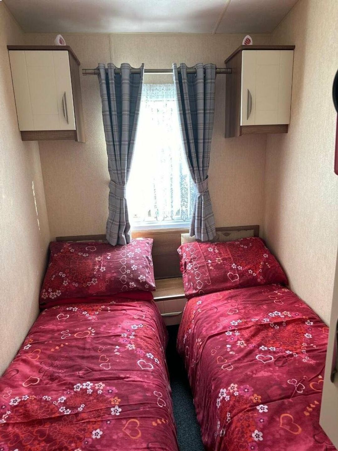 Trecco Bay - Holiday Accommodation 4162