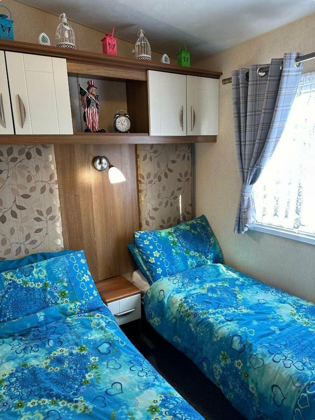 Trecco Bay - Holiday Accommodation 4162