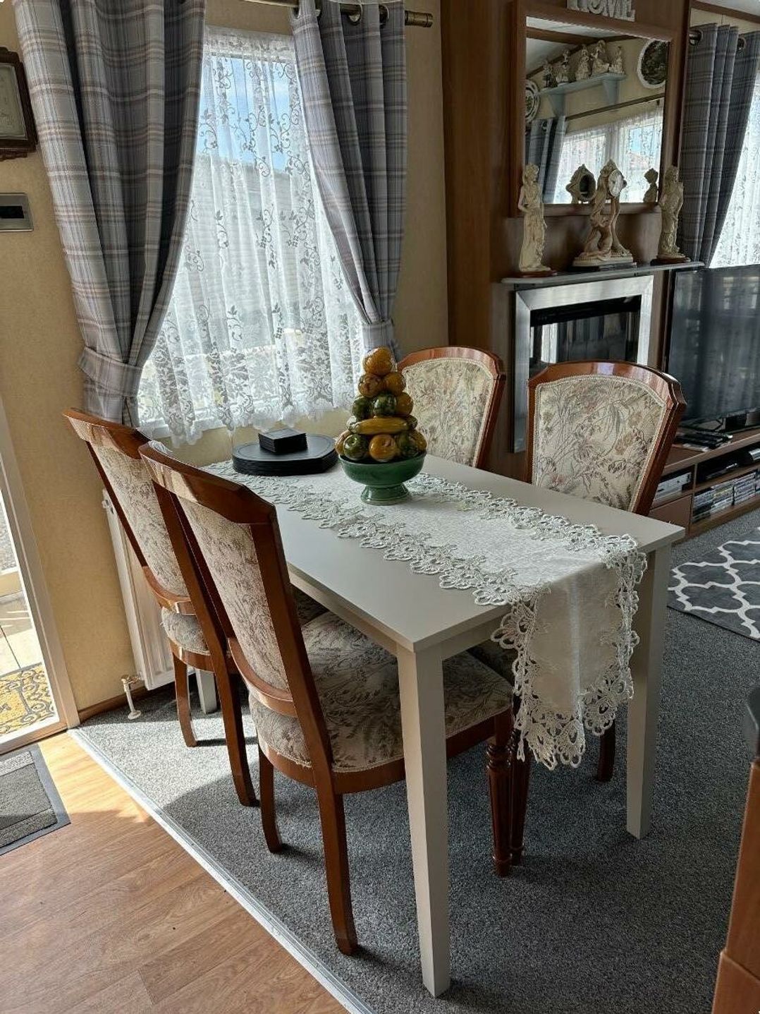 Trecco Bay - Holiday Accommodation 4162
