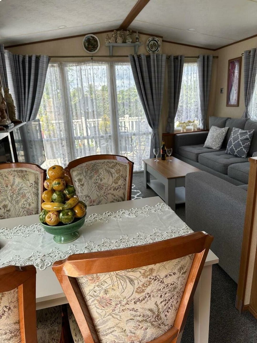 Trecco Bay - Holiday Accommodation 4162