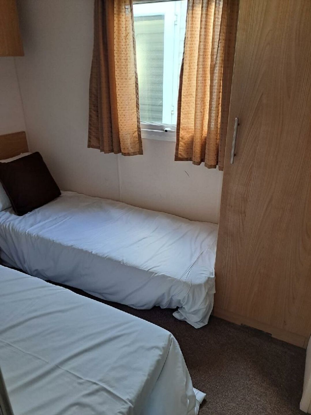 Trecco Bay - Holiday Accommodation 4945