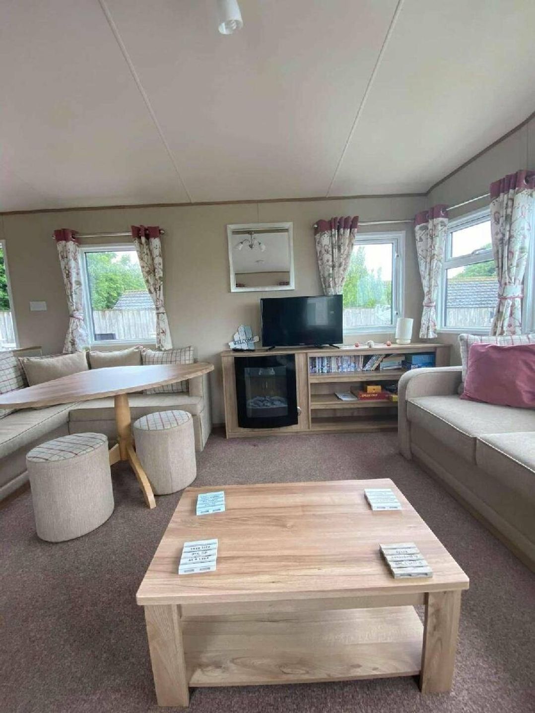 White Acres Holiday Park - Holiday Accommodation 5009