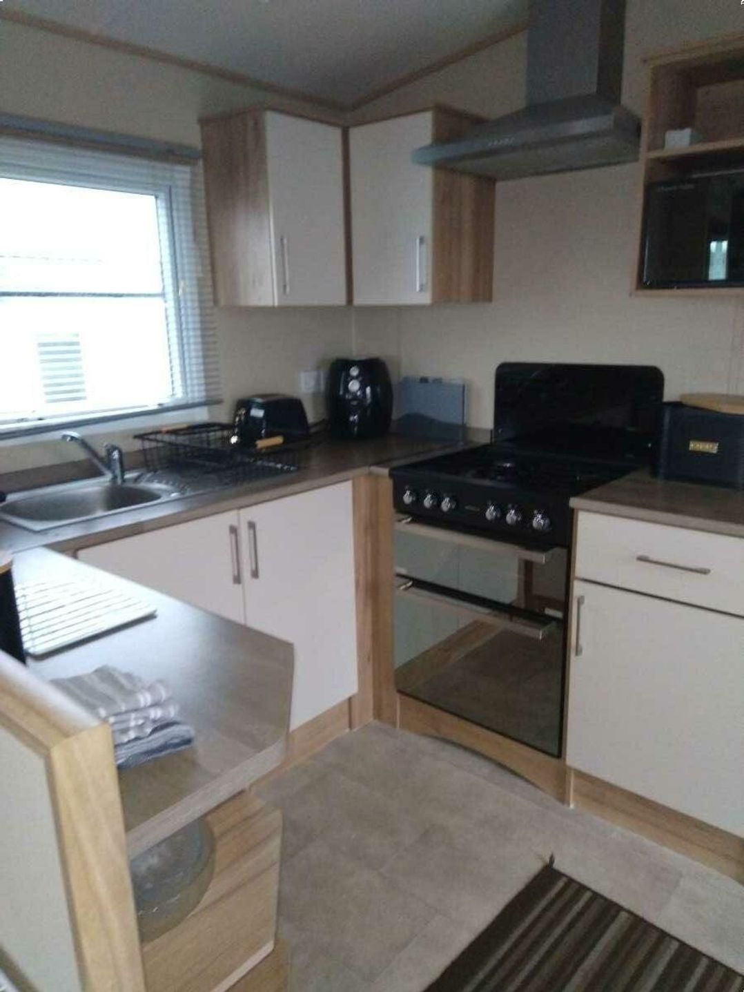 Cayton Bay Caravan Park - Holiday Accommodation 560