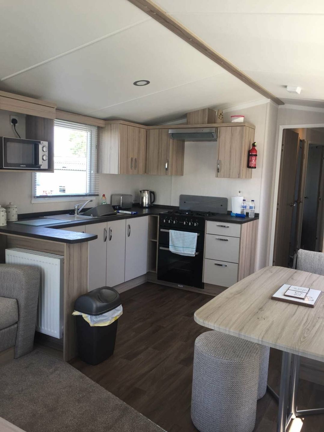 Marton Mere Holiday Village - Holiday Accommodation 5625