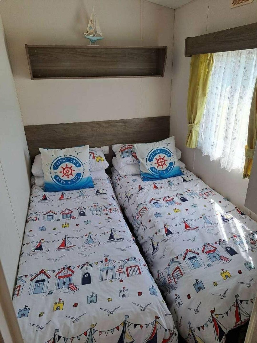 Trecco Bay - Holiday Accommodation 5651