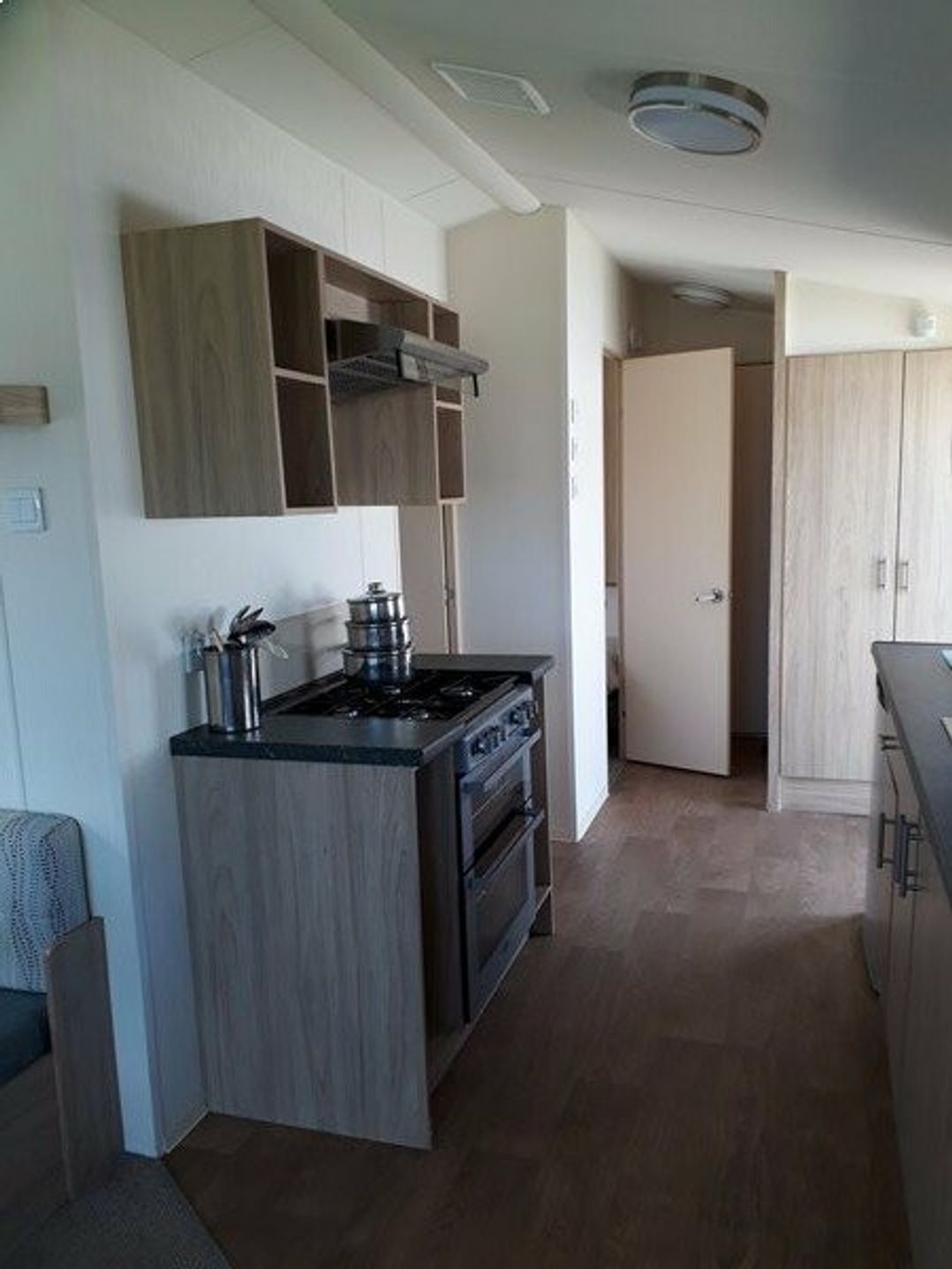 Golden Sands - Holiday Accommodation 5768