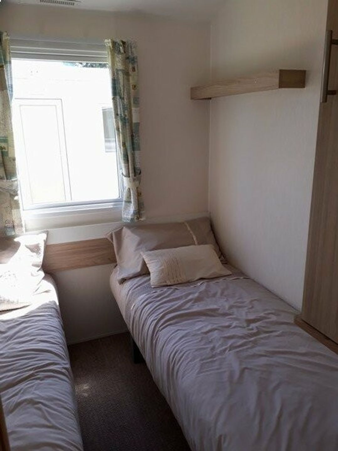 Golden Sands - Holiday Accommodation 5768