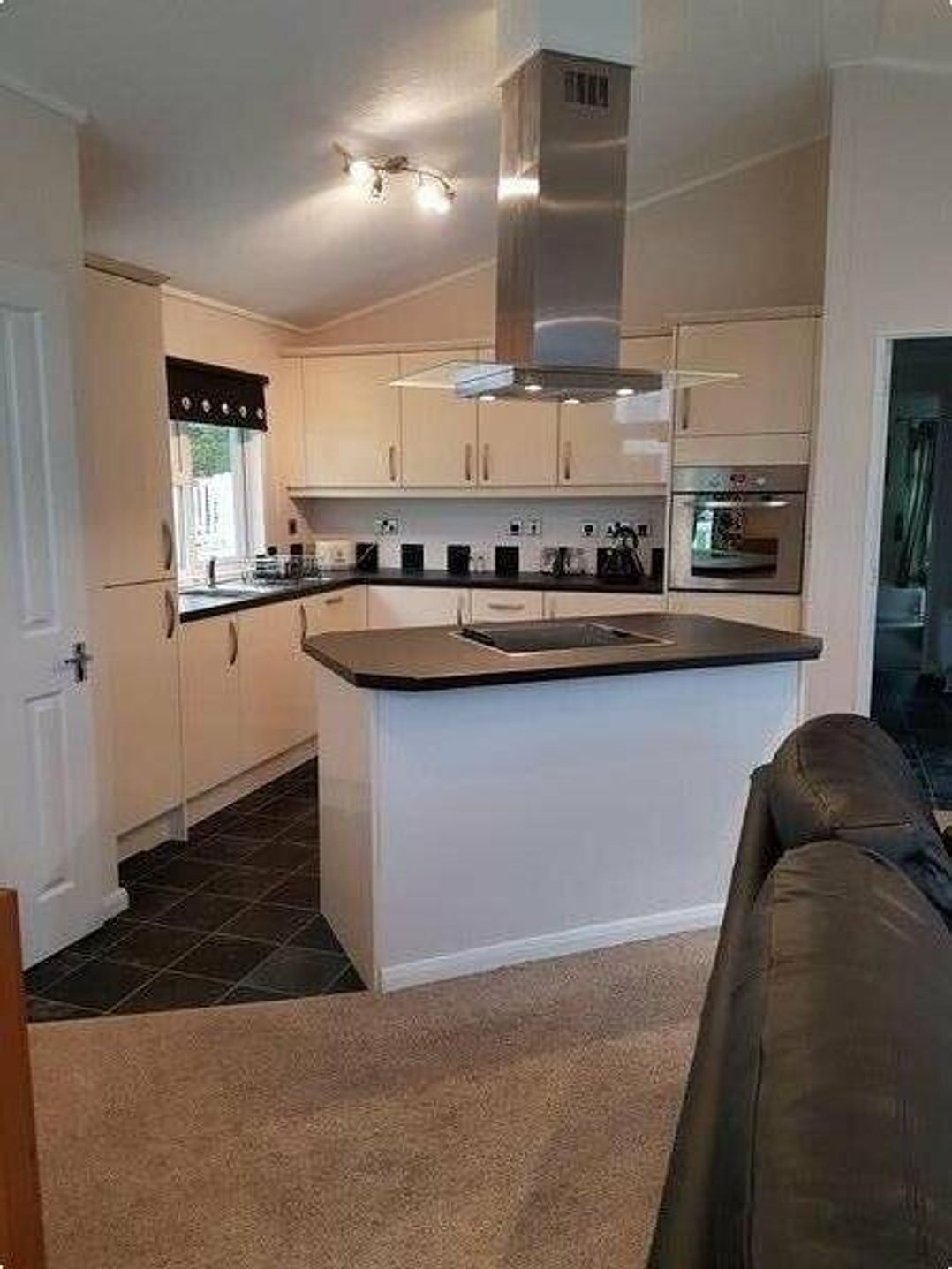 Woodlands Park - Holiday Accommodation 6424