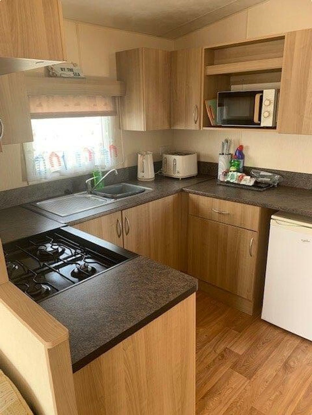 North Shore Holiday Centre - Holiday Accommodation 6635