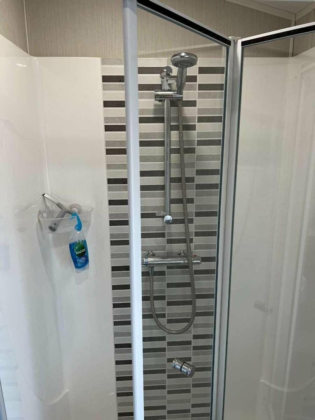 Pinewoods Holiday Park - Holiday Accommodation 6988