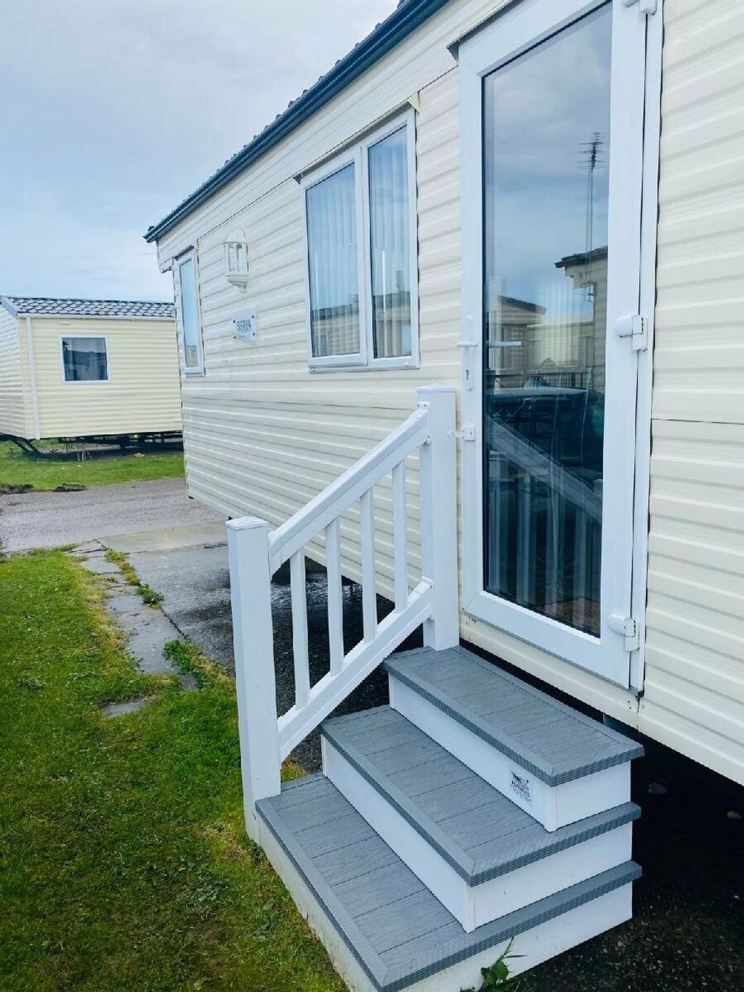 Golden Gate Holiday Centre - Holiday Accommodation 7296