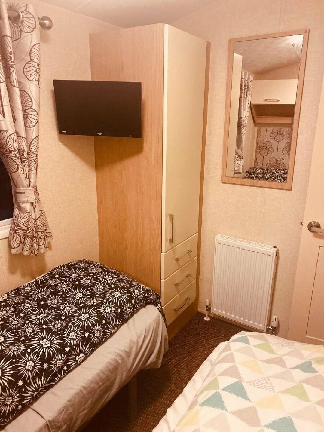 Golden Gate Holiday Centre - Holiday Accommodation 7296