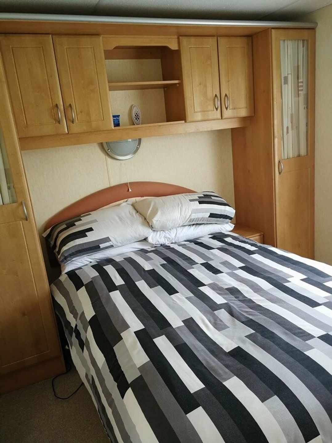 Hayling Island Holiday Park - Meadow Bay Villages - Holiday Accommodation 7463