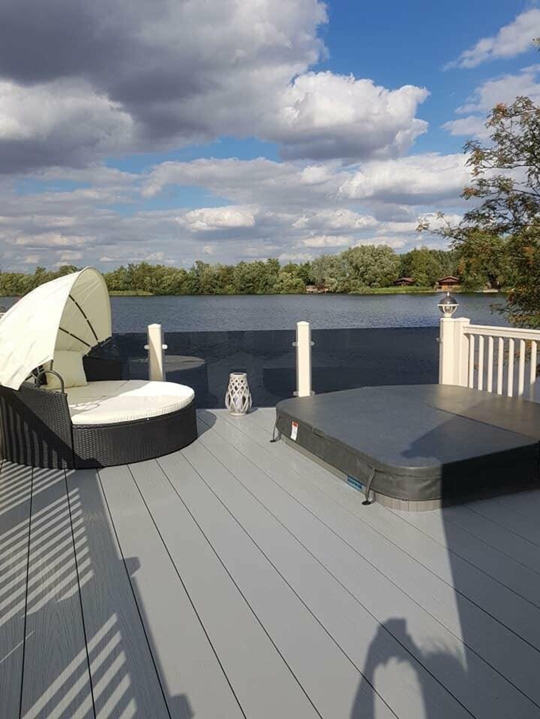 Tattershall Lakes Country Park - Holiday Accommodation 7565