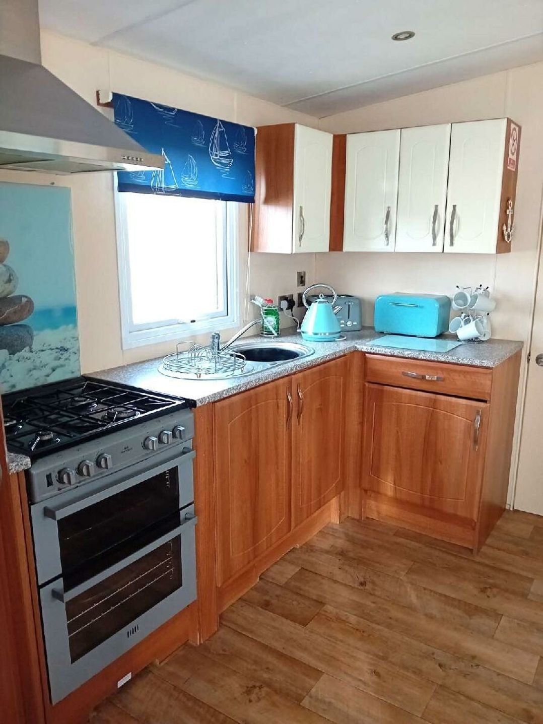 Lyons Robin Hood - Holiday Accommodation 7902