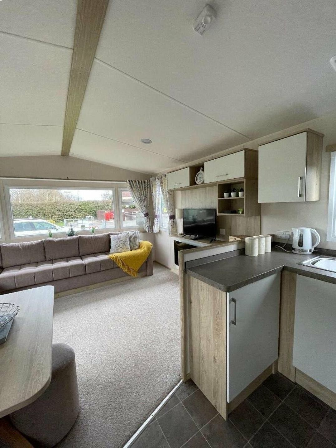 Lido Leisure Park - Holiday Accommodation 7915