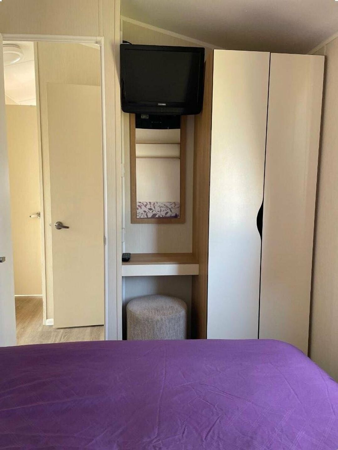 Caister Holiday Park - Holiday Accommodation 8272