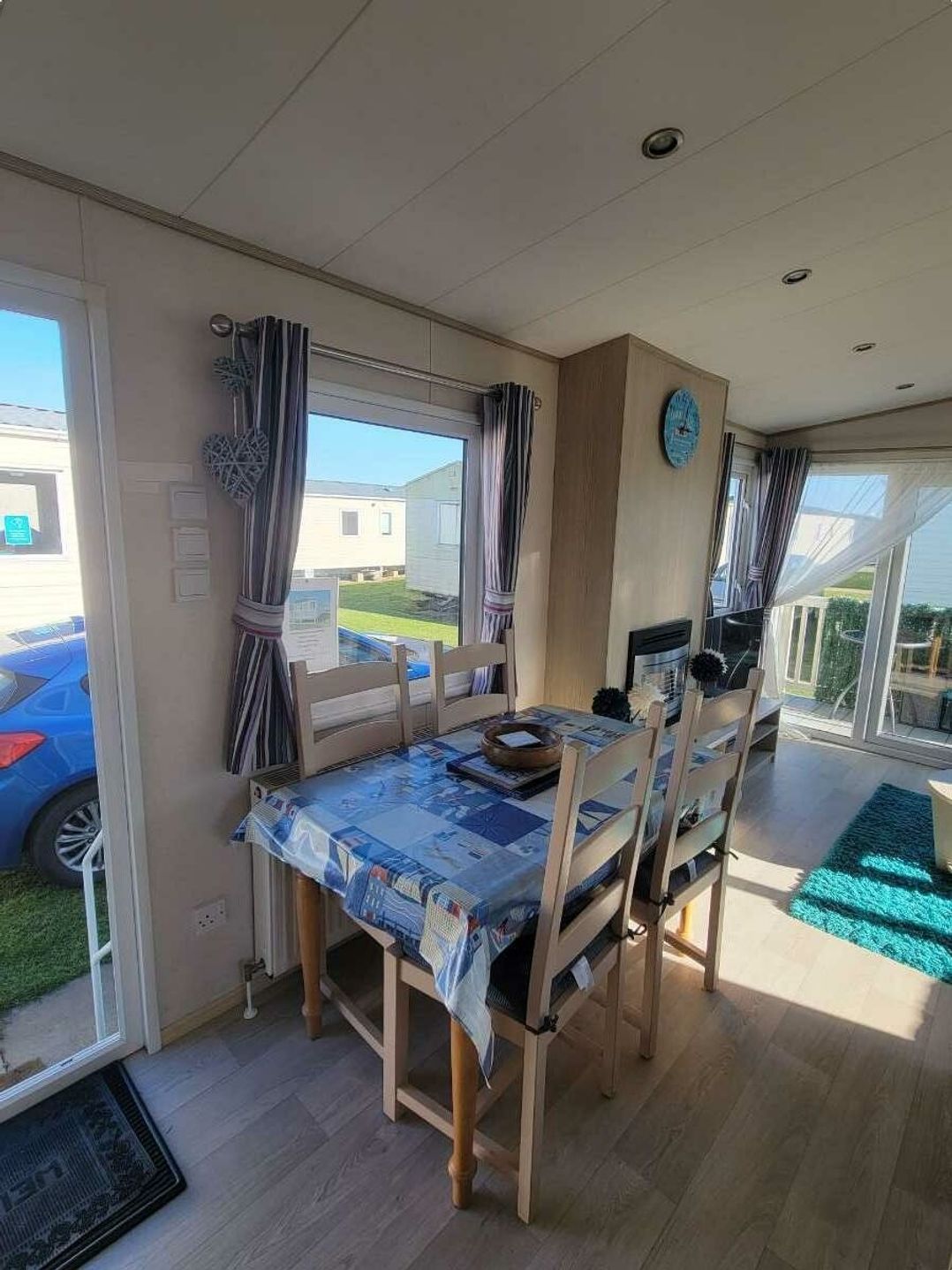 Golden Sands - Holiday Accommodation 8353