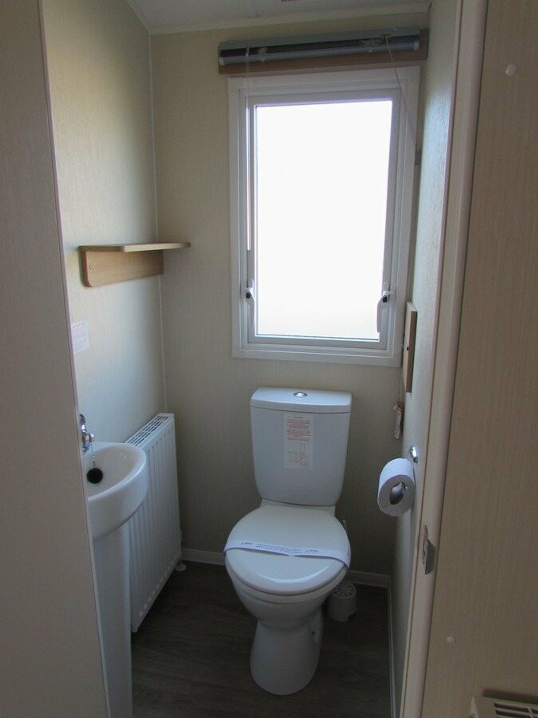 Caister Holiday Park - Holiday Accommodation 8567