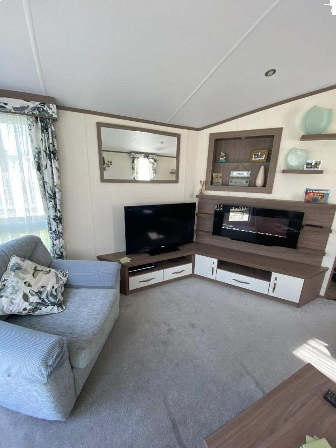 Weeley Bridge Holiday Park - Holiday Accommodation 8674