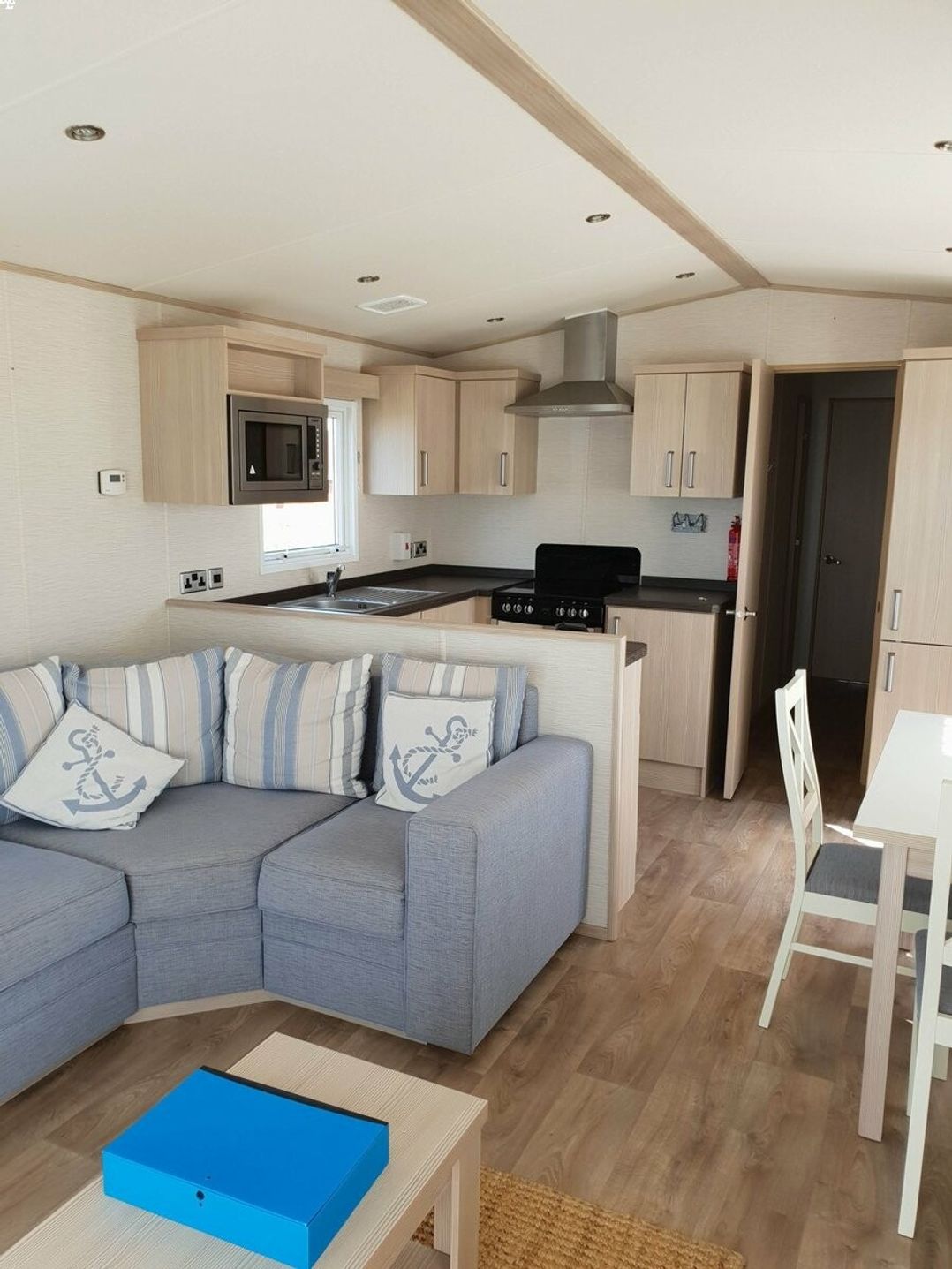 Hoburne Blue Anchor - Holiday Accommodation 9156