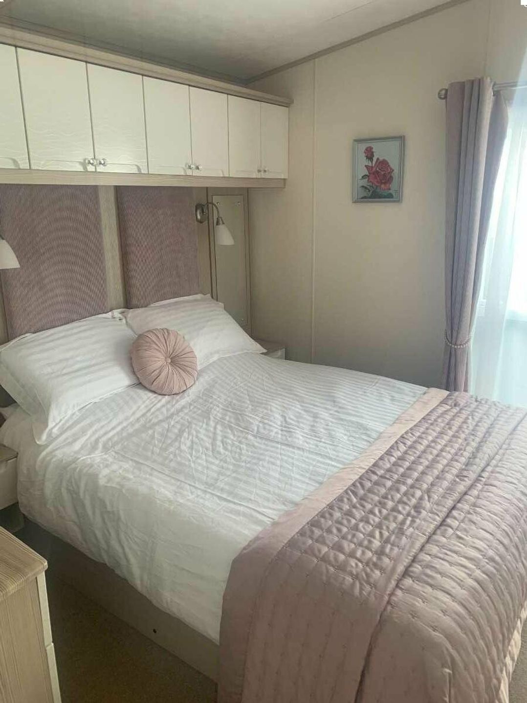 Pinewoods Holiday Park - Holiday Accommodation 9255