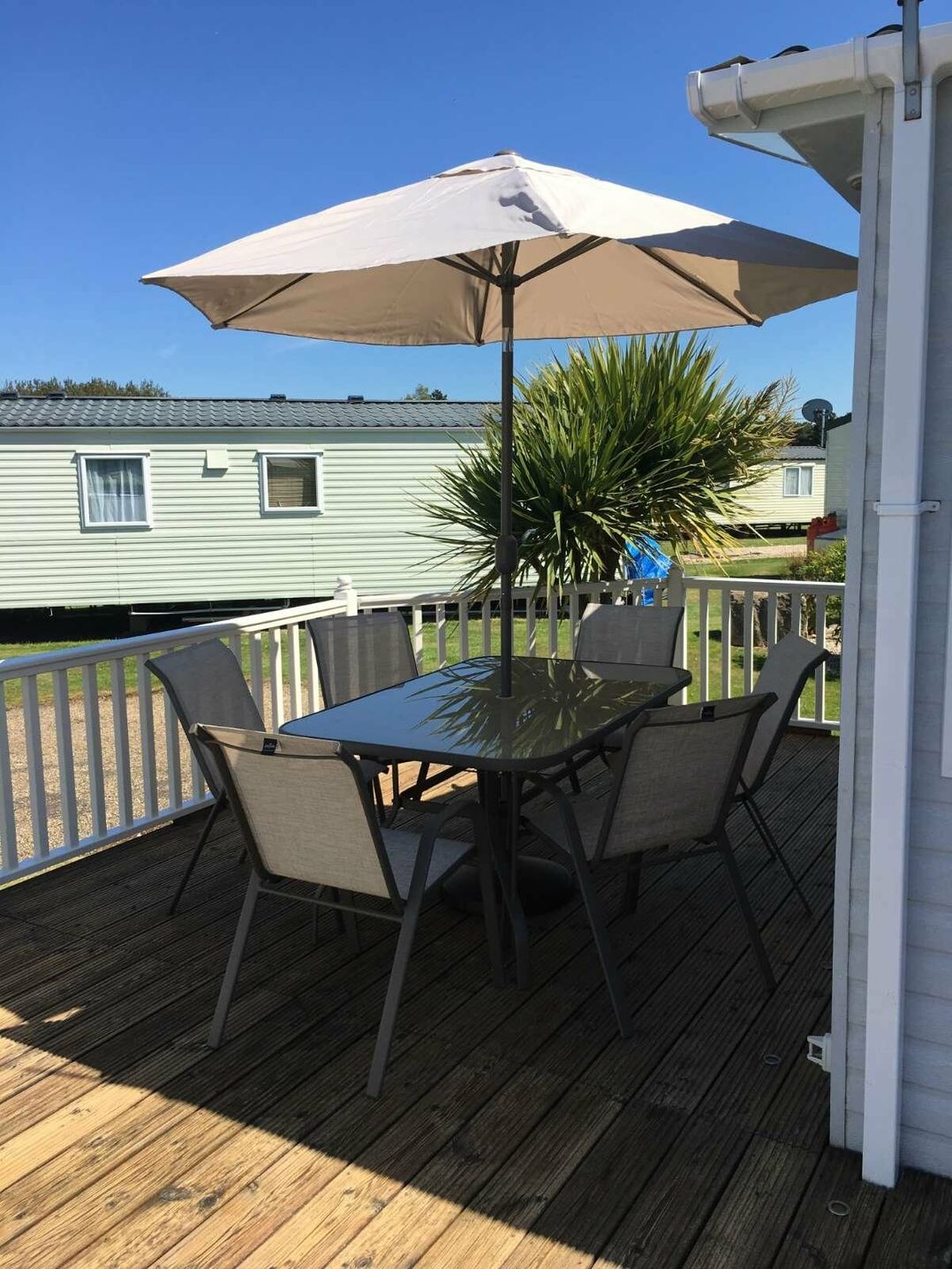 Pinewoods Holiday Park - Holiday Accommodation 9255