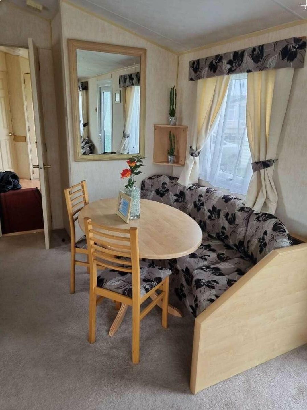 Coral Beach - Holiday Accommodation 9357