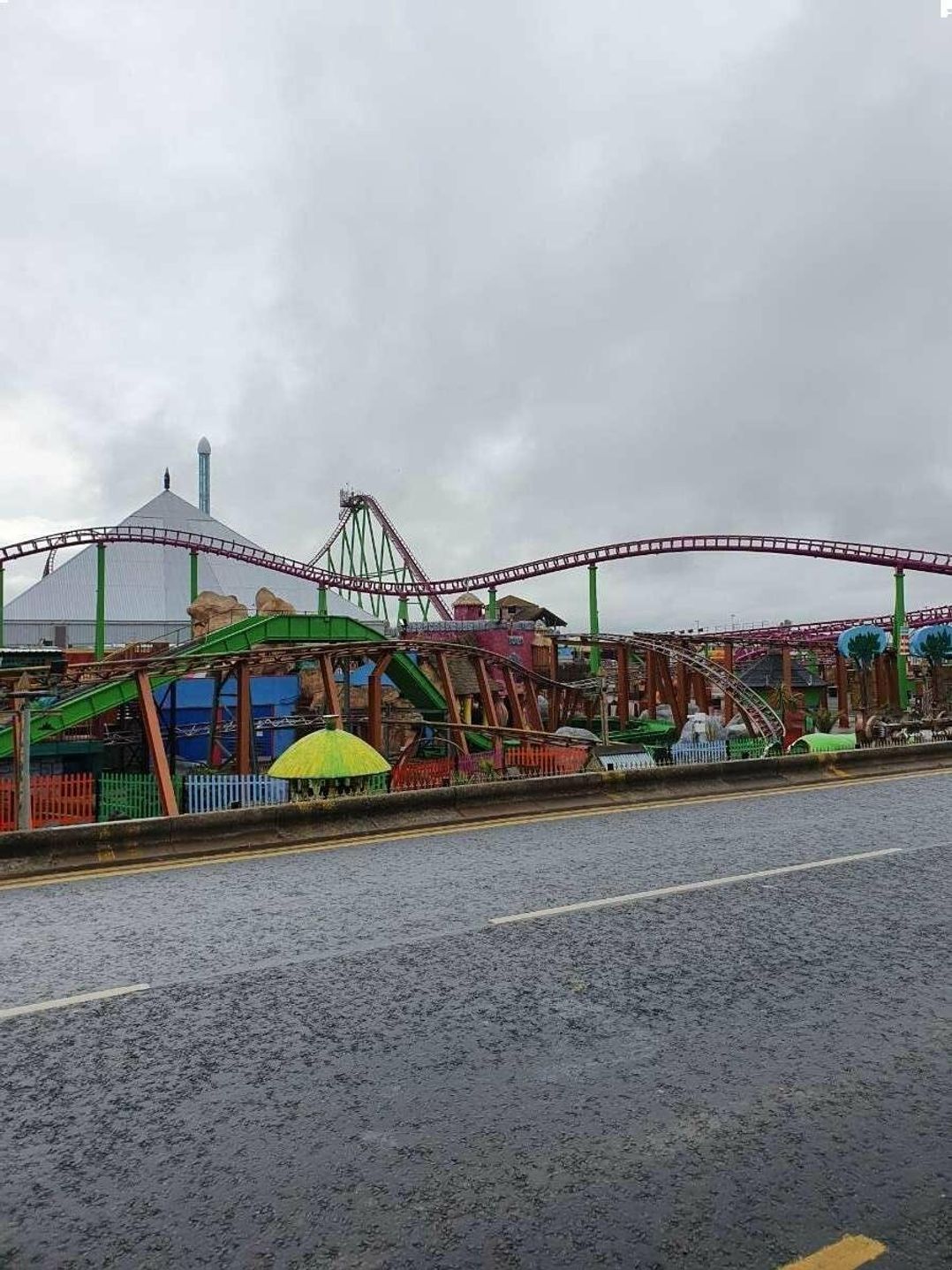 Coral Beach - Holiday Accommodation 9357